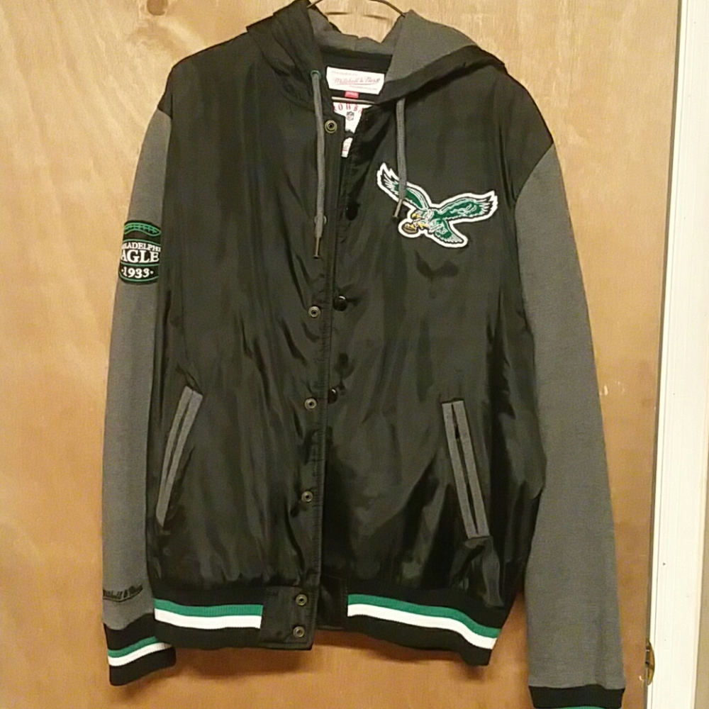 Mens Mitchell and Ness Philadelphia Eagles jacket